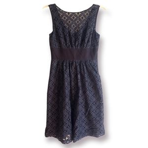 Shoshanna Black Lace Dress Women Size 2 Silver Detail Sheath Cocktail Sleeveless